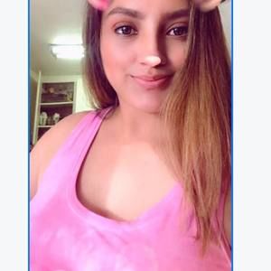 Meet your Posher, Beatriz